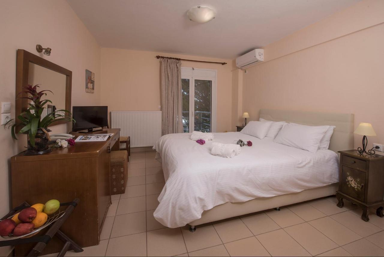 Filoxenia Hotel Volos Esterno foto