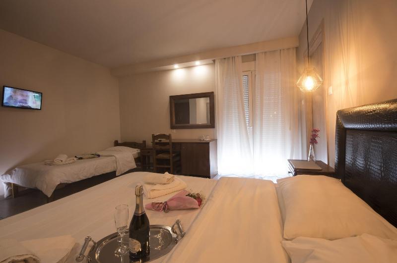 Filoxenia Hotel Volos Esterno foto